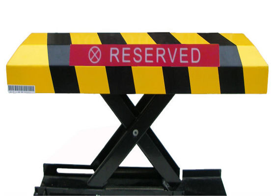 Автомобильный парковочный замок с дистанционным управлением с 300 мм повышающейся высотой и распыляющим пластиковым покрытием