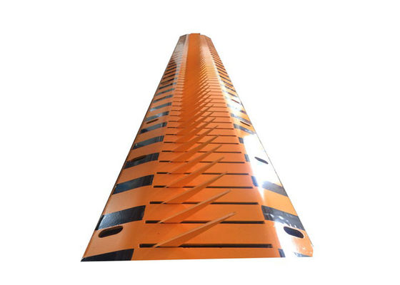 Пневматический гидравлический двусторонний барьер для шин с толщиной лезвия 10 мм и минимальной нагрузкой 40 тонн для контроля транспортных средств на дороге