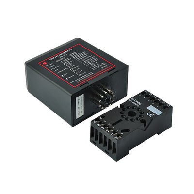 Детектор транспортного средства с временем реакции 100 мс, диапазоном частот от 20 кГц до 170 кГц и выходными реле 240 В/5 А для управления светофором